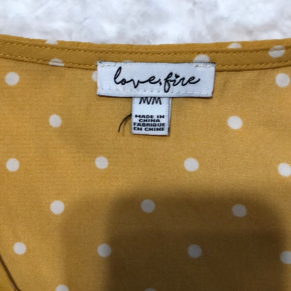 🎈Love Fire Yellow Polkadot Crop Top - Picture 3 of 4